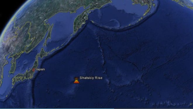 A new volcano was discovered off the coast of Japan.