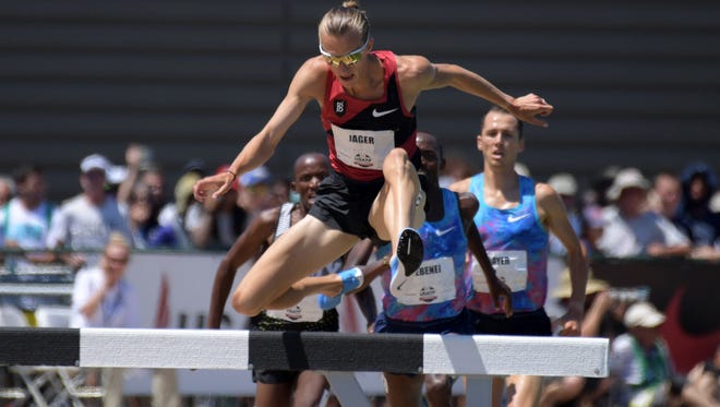 wins the U.S. steeplechase title for the sixth time.
