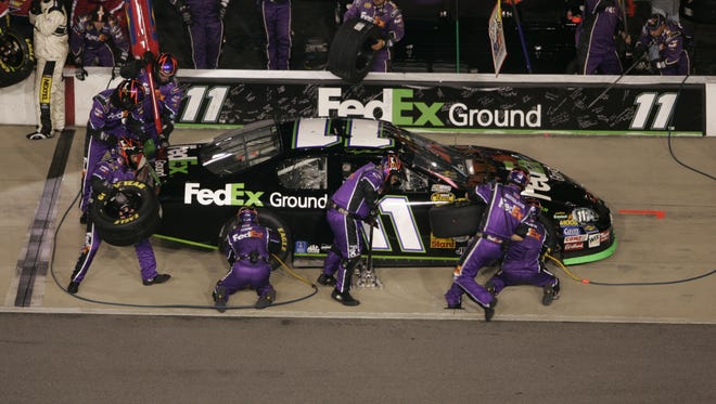 Denny Hamlin was named the 2006 Rookie of the Year after finishing third in the final Cup standings,scoring the highest points finish for a rookie in the modern era of NASCAR.